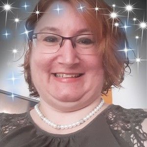 Meet your Posher, Clara